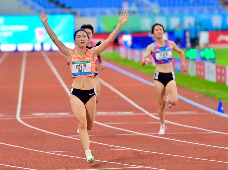  全國青少年田徑運動會：陳妤頡平個人最佳奪女子百米金牌